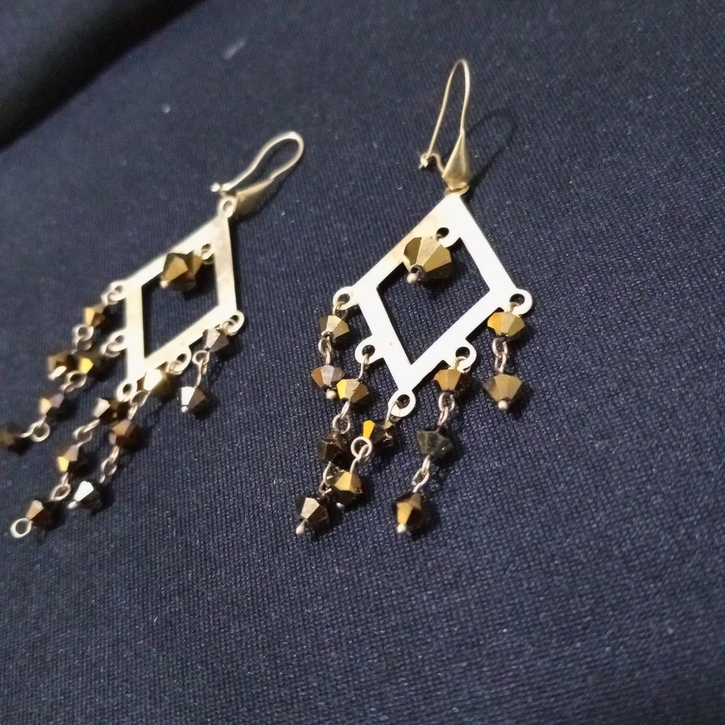 ARETES PAR ORO 10 K 4.4 GRMS (SEMINUEVO)