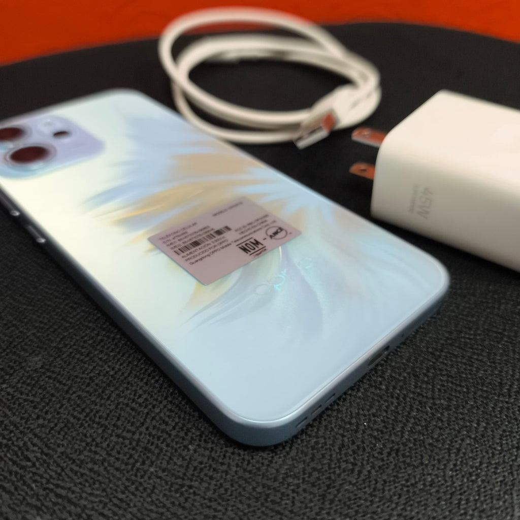 CELULAR OPPO RENO 14 F CPH2743 (2025) 256 GB 12 GB RAM (SEMINUEVO)
