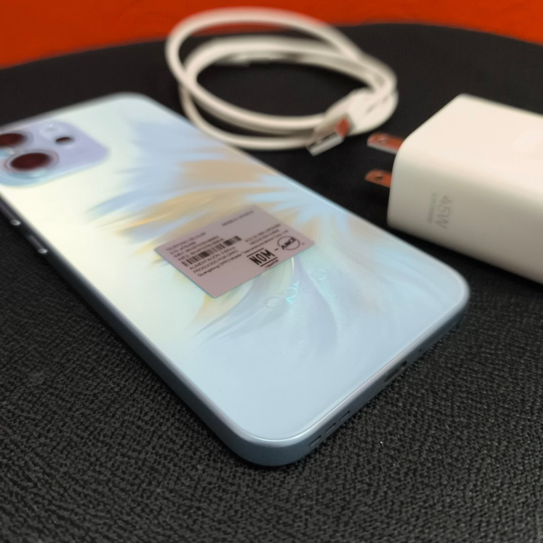 CELULAR OPPO RENO 14 F CPH2743 (2025) 256 GB 12 GB RAM (SEMINUEVO)