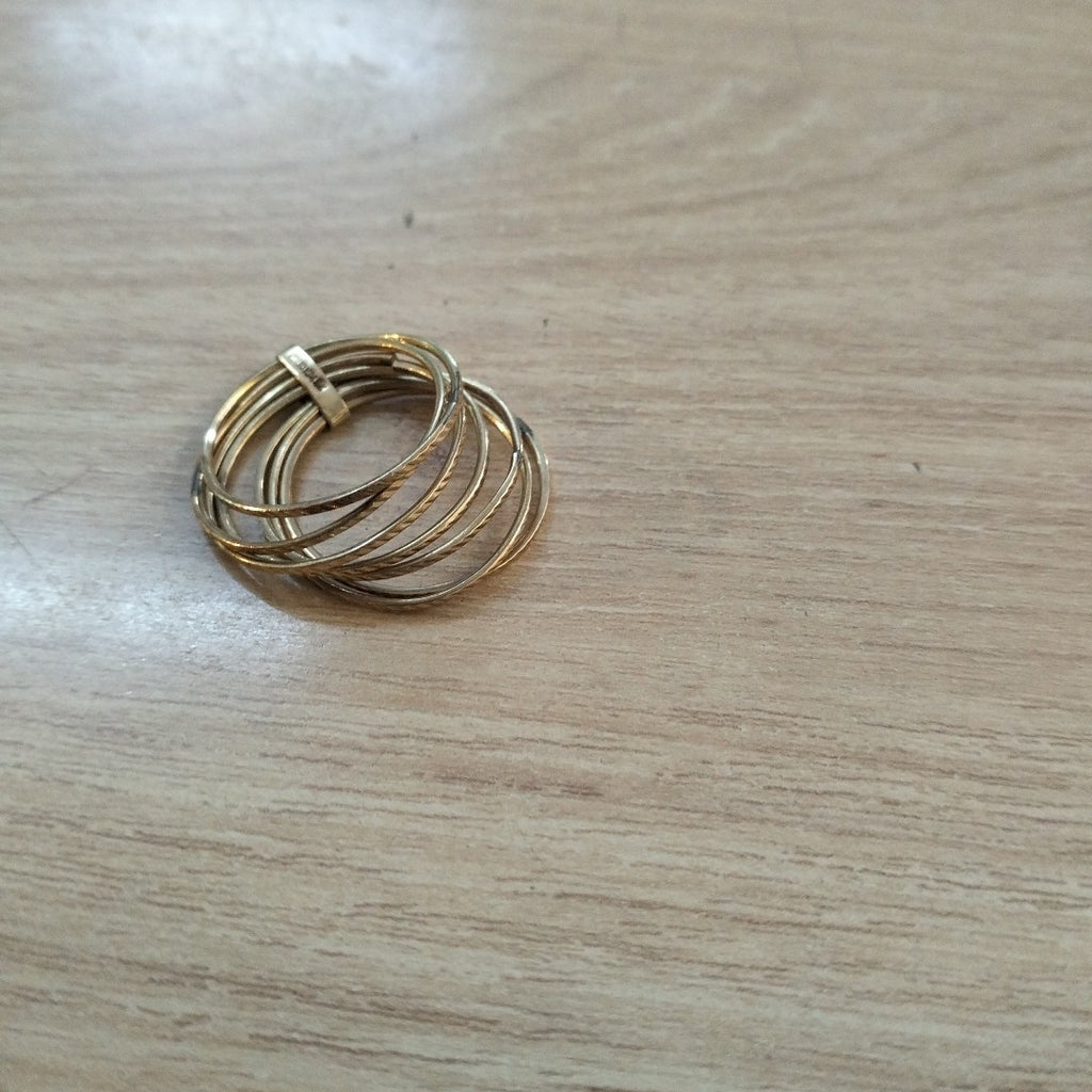 ANILLITO ORO 10 K 3.7 GRMS (SEMINUEVO)