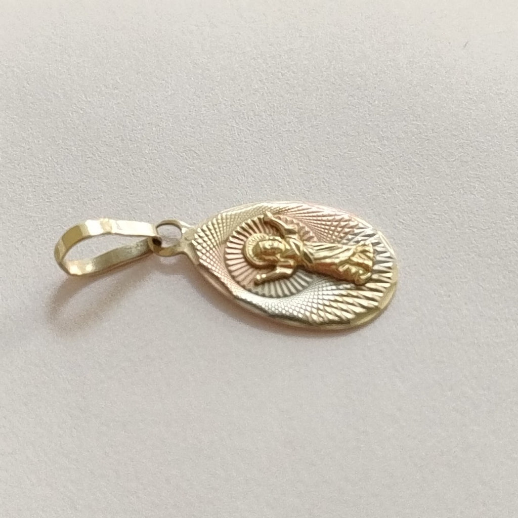 MEDALLA RELIGIOSA ORO 10 K 0.9 GRMS (SEMINUEVO)
