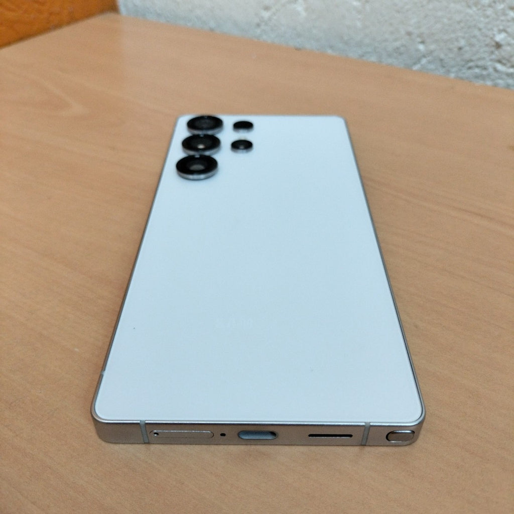 CELULAR SAMSUNG GALAXY S25 ULTRA SM-S938B (2025) 256 GB 12 GB RAM (SEMINUEVO)