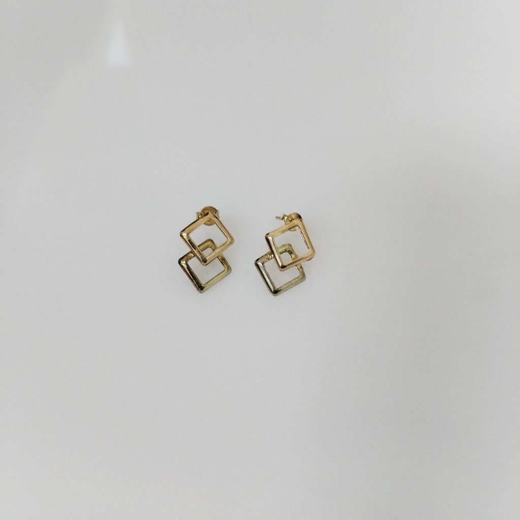 BROQUELES PAR ORO 8 K 0.7 GRMS (SEMINUEVO)