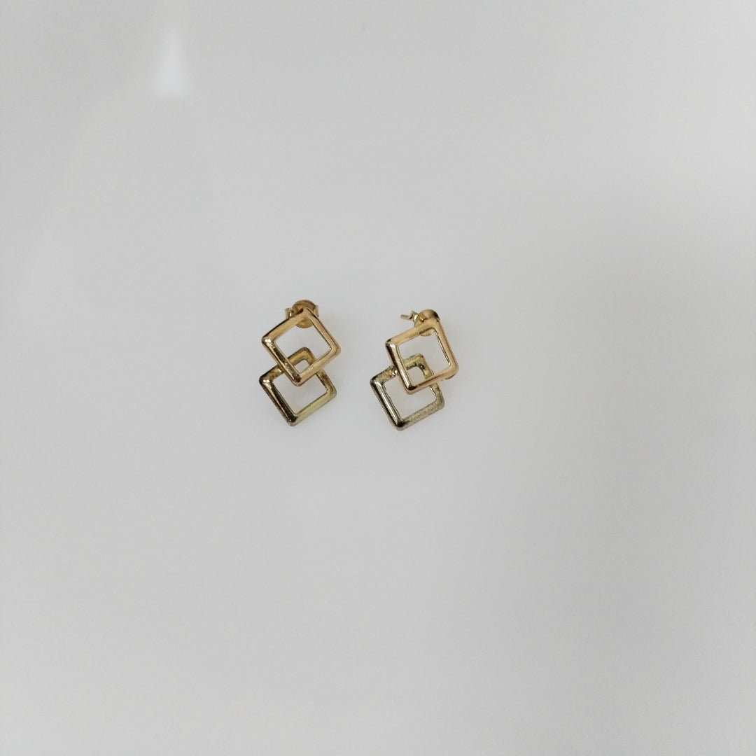BROQUELES PAR ORO 8 K 0.7 GRMS (SEMINUEVO)