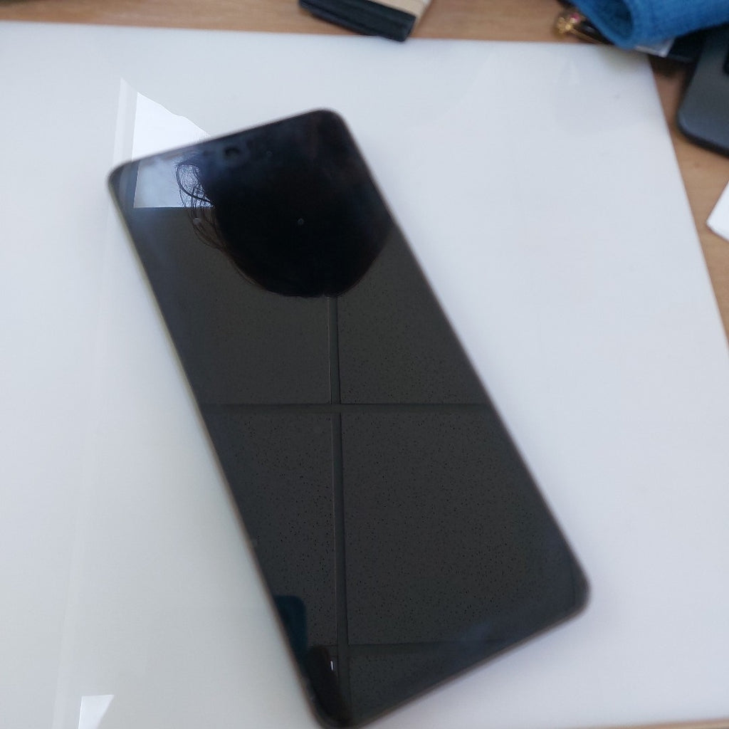 CELULAR OPPO A5 PRO 5G CPH2695 (2025) 256 GB 8 GB RAM (SEMINUEVO)