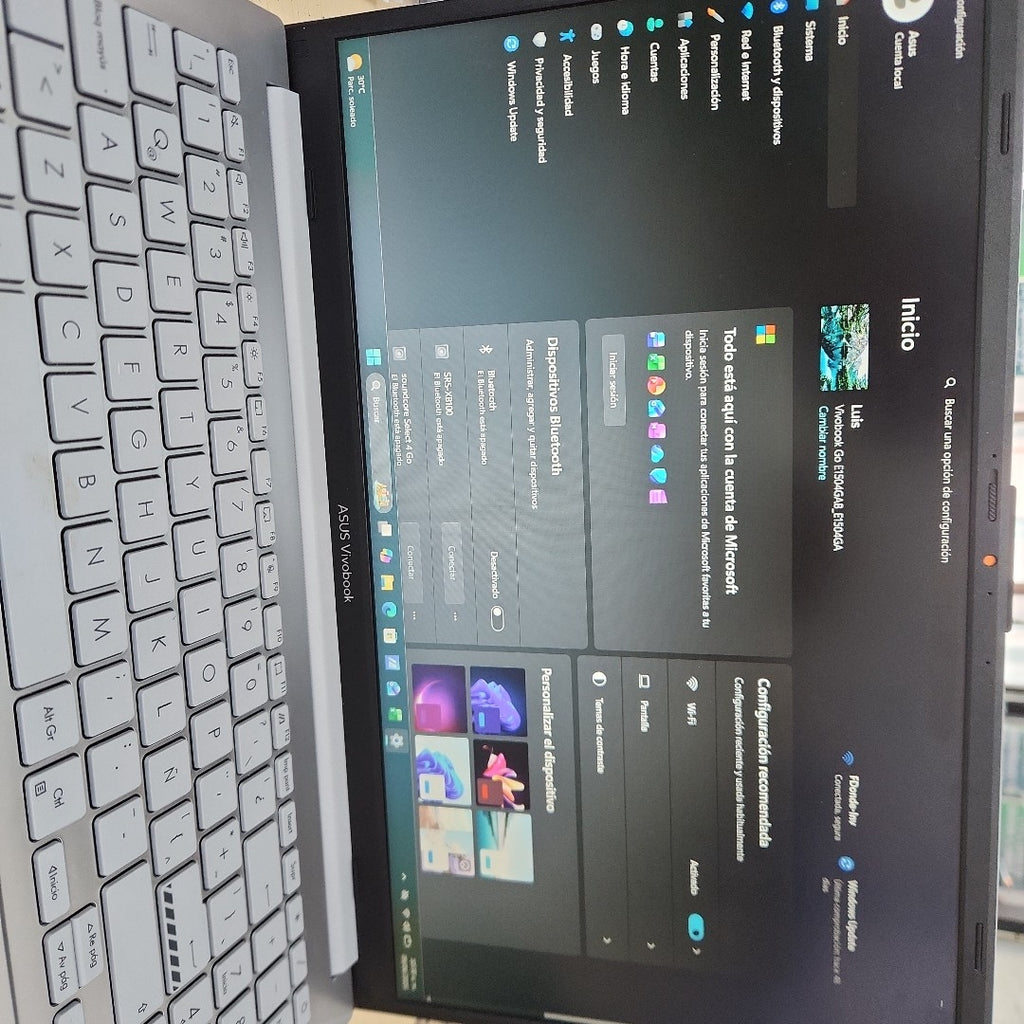 LAPTOP ASUS VIVOBOOK GO 15 E1504GA-NJ469W (2024) 512 GB SSD 8 GB RAM (SEMINUEVO)