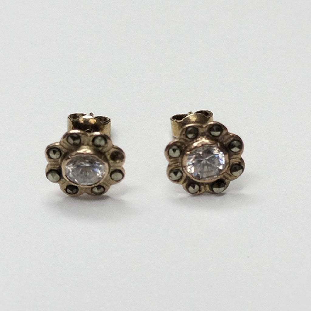 ARETES PAR ORO 8 K 1.6 GRMS (SEMINUEVO)