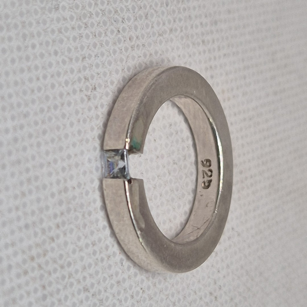 ANILLITO PLATA 5.9 GRMS (SEMINUEVO)