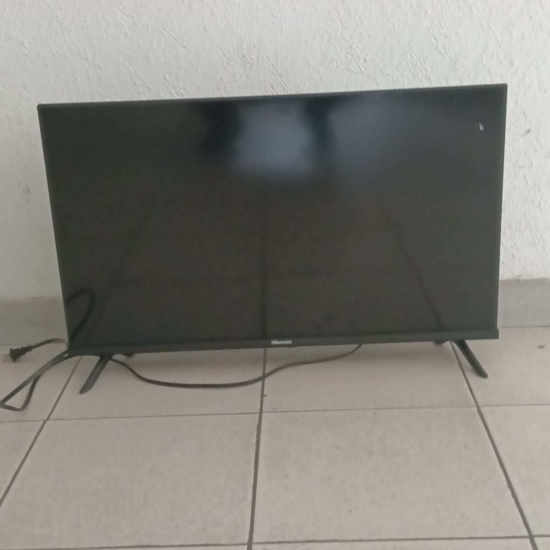 PANTALLA HISENSE 32A4KV (2024) 32" LED HD (SEMINUEVO)