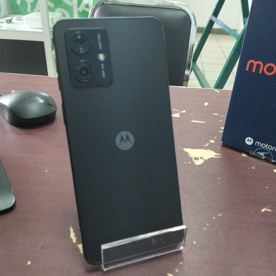 CELULAR MOTOROLA MOTO G24 XT2423-1 (2024) 256 GB 4 GB RAM (SEMINUEVO)