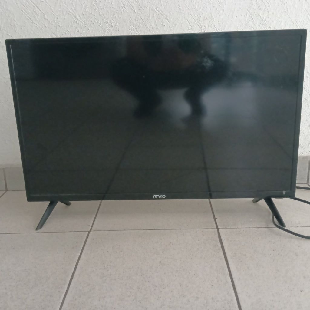 PANTALLA ATVIO 32D1-FATSC (2022) 32" LED HD (SEMINUEVO)