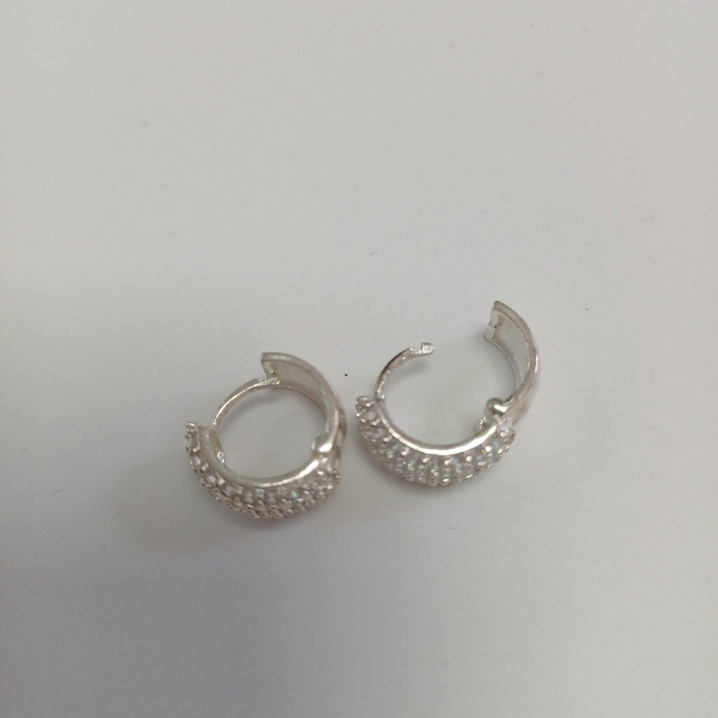 HUGGIES C/CIRCONIAS PLATA .925 5.4 GR (NUEVO)