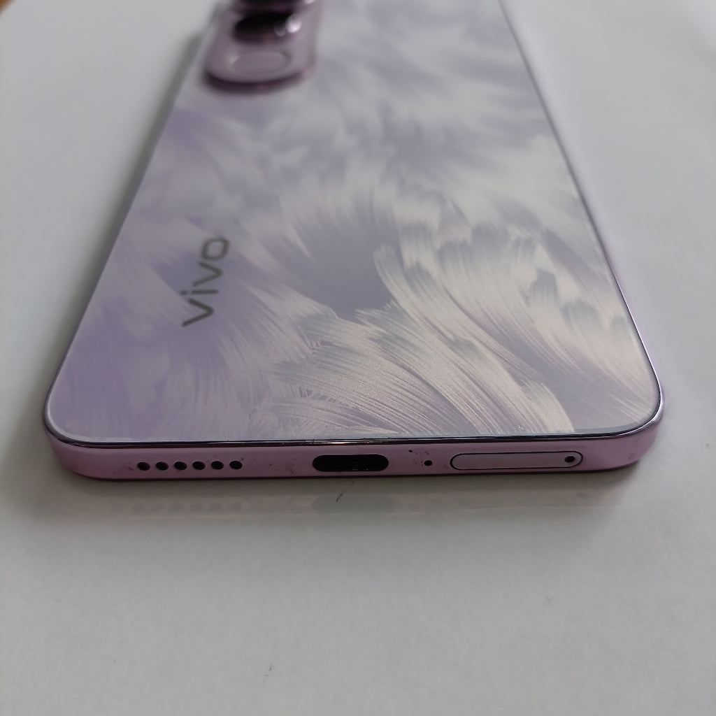 CELULAR VIVO V50 LITE V2441 (2025) 256 GB 8 GB RAM (SEMINUEVO)