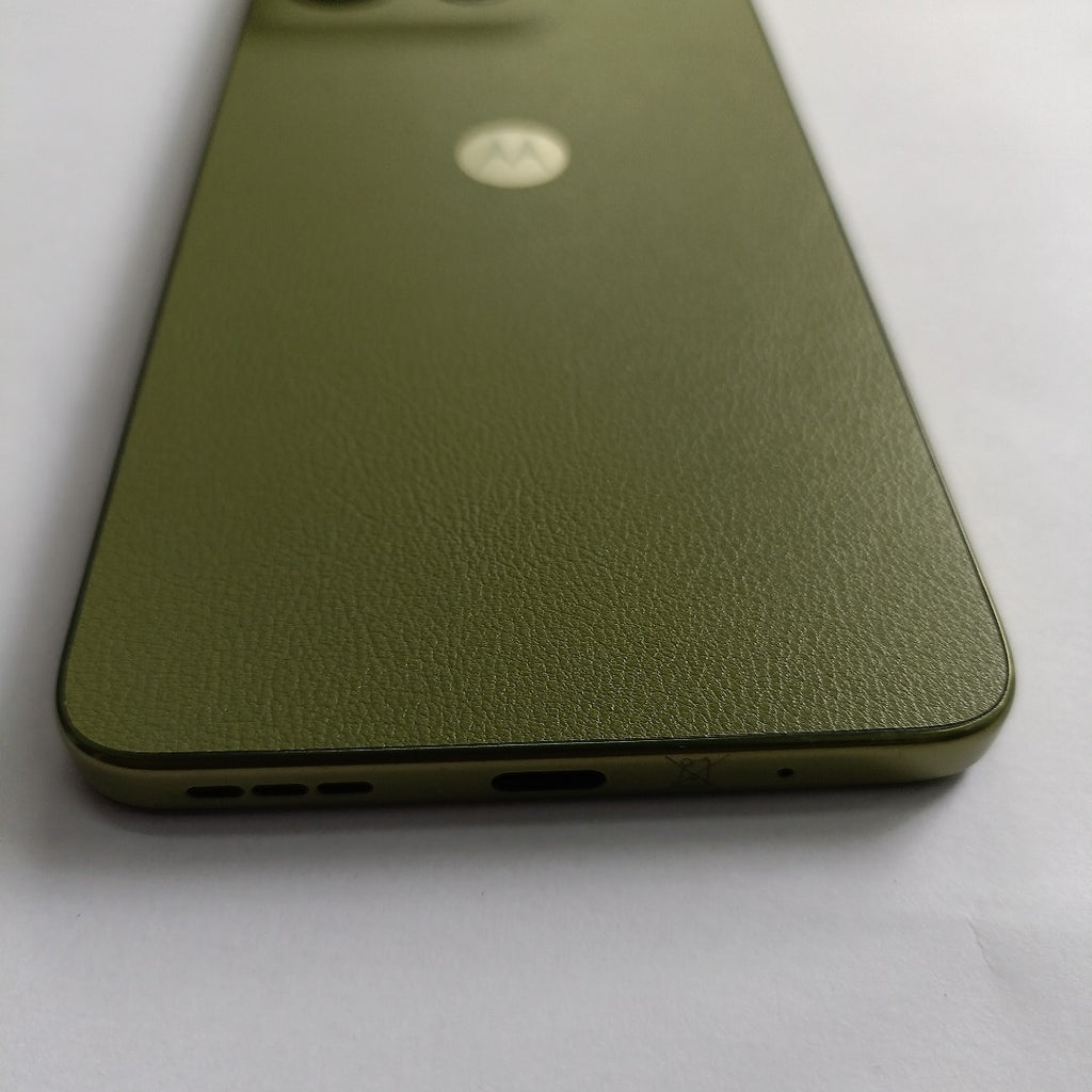 CELULAR MOTOROLA MOTO G15 XT2521-2 (2025) 256 GB 4 GB RAM (SEMINUEVO)