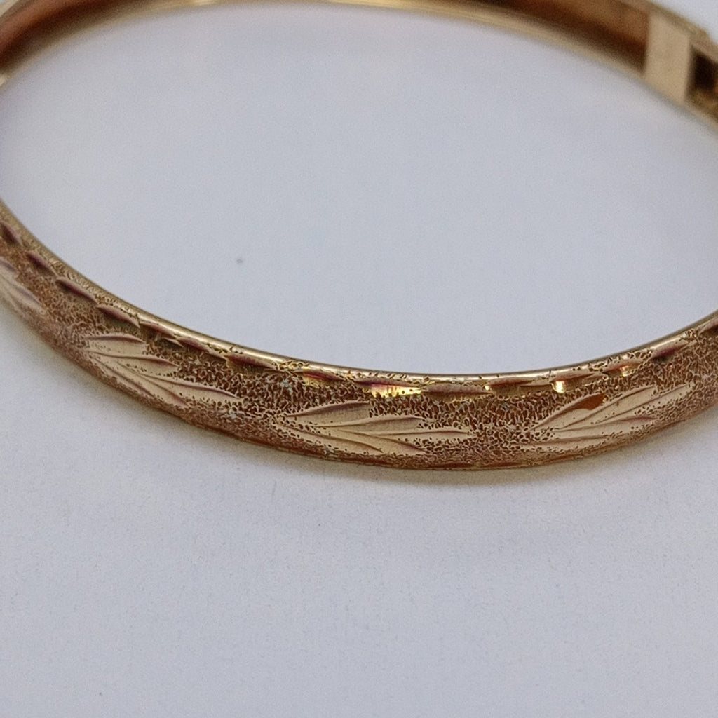 PULSERA RIGIDA ORO 14 K 4.9 GRMS (SEMINUEVO)
