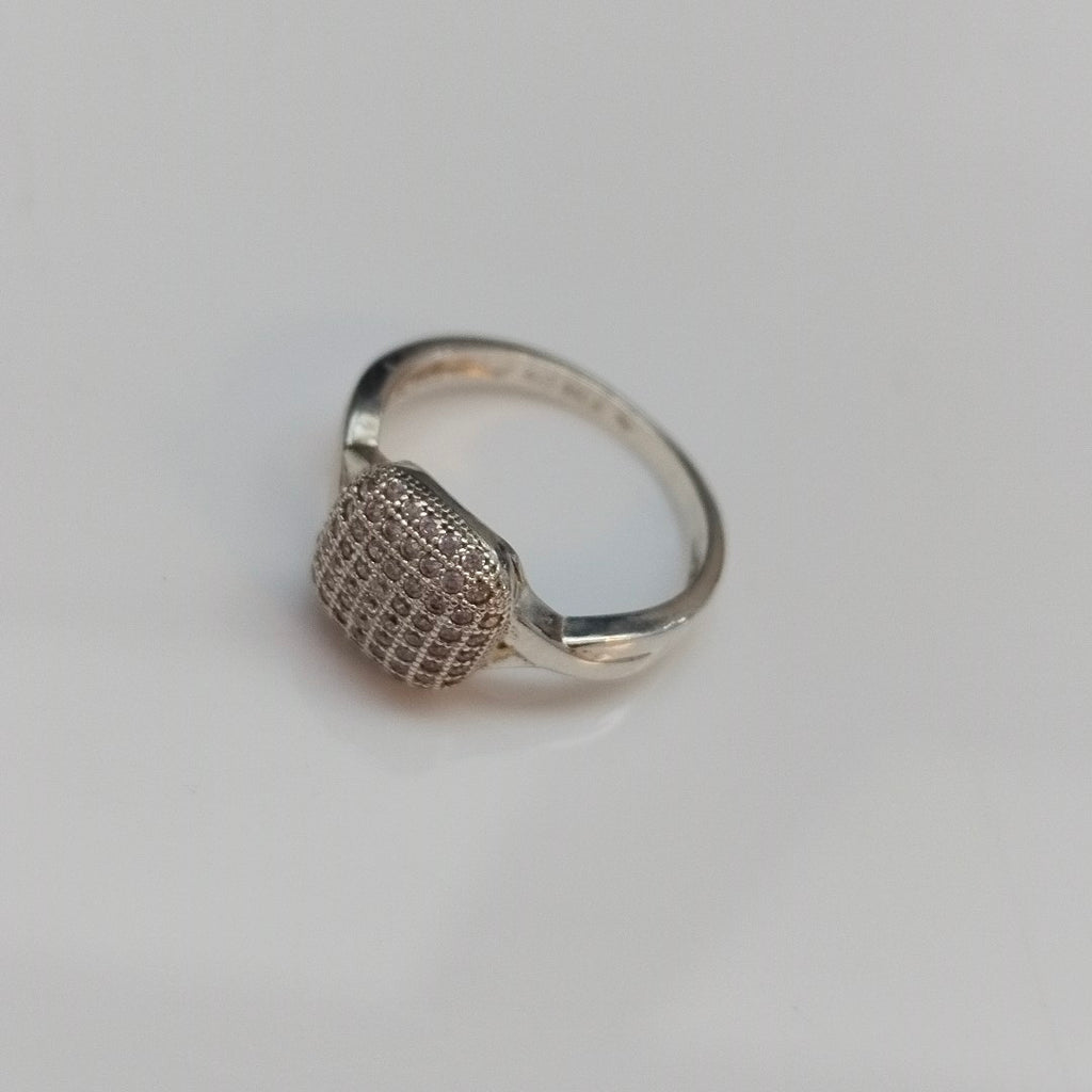 ANILLITO PLATA 2.6 GRMS (SEMINUEVO)