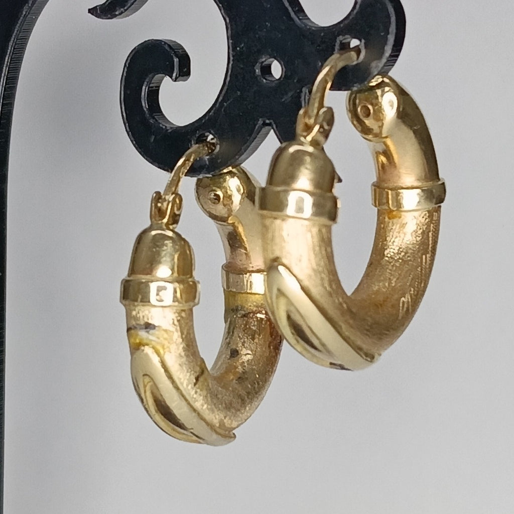 ARRACADAS PAR ORO 10 K 7.2 GRMS (SEMINUEVO)