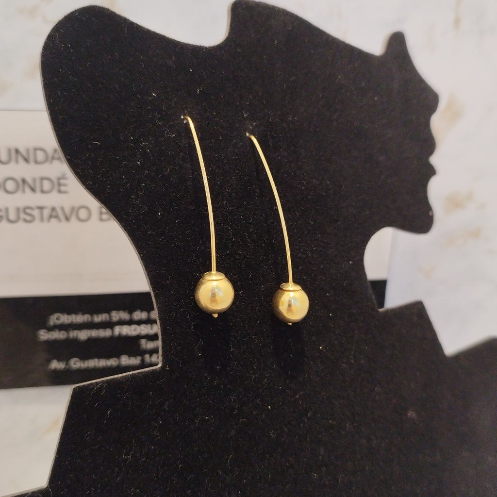ARETES PAR ORO 18 K 5 GRMS (SEMINUEVO)