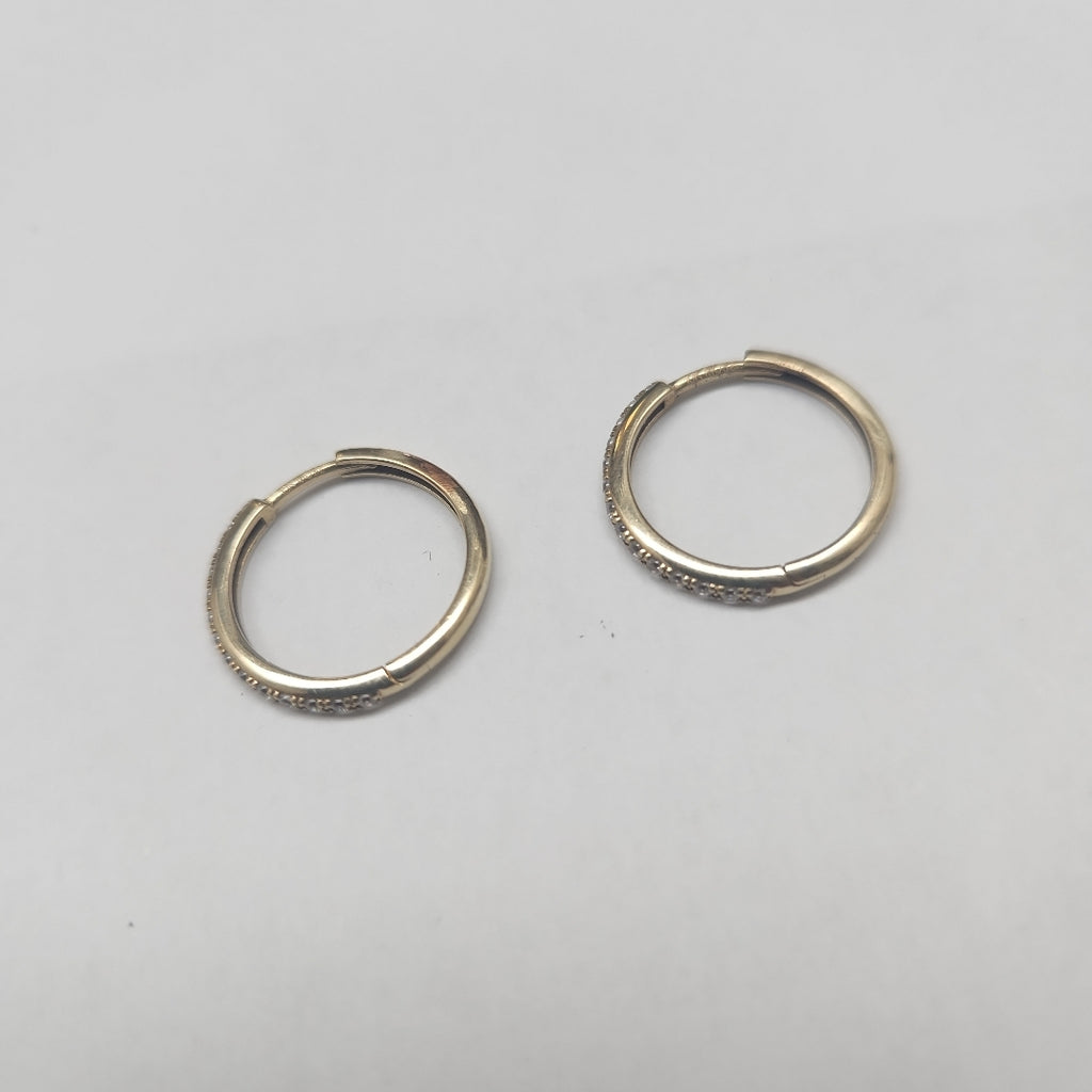 ARRACADAS PAR ORO 10 K 1.9 GRMS (SEMINUEVO)