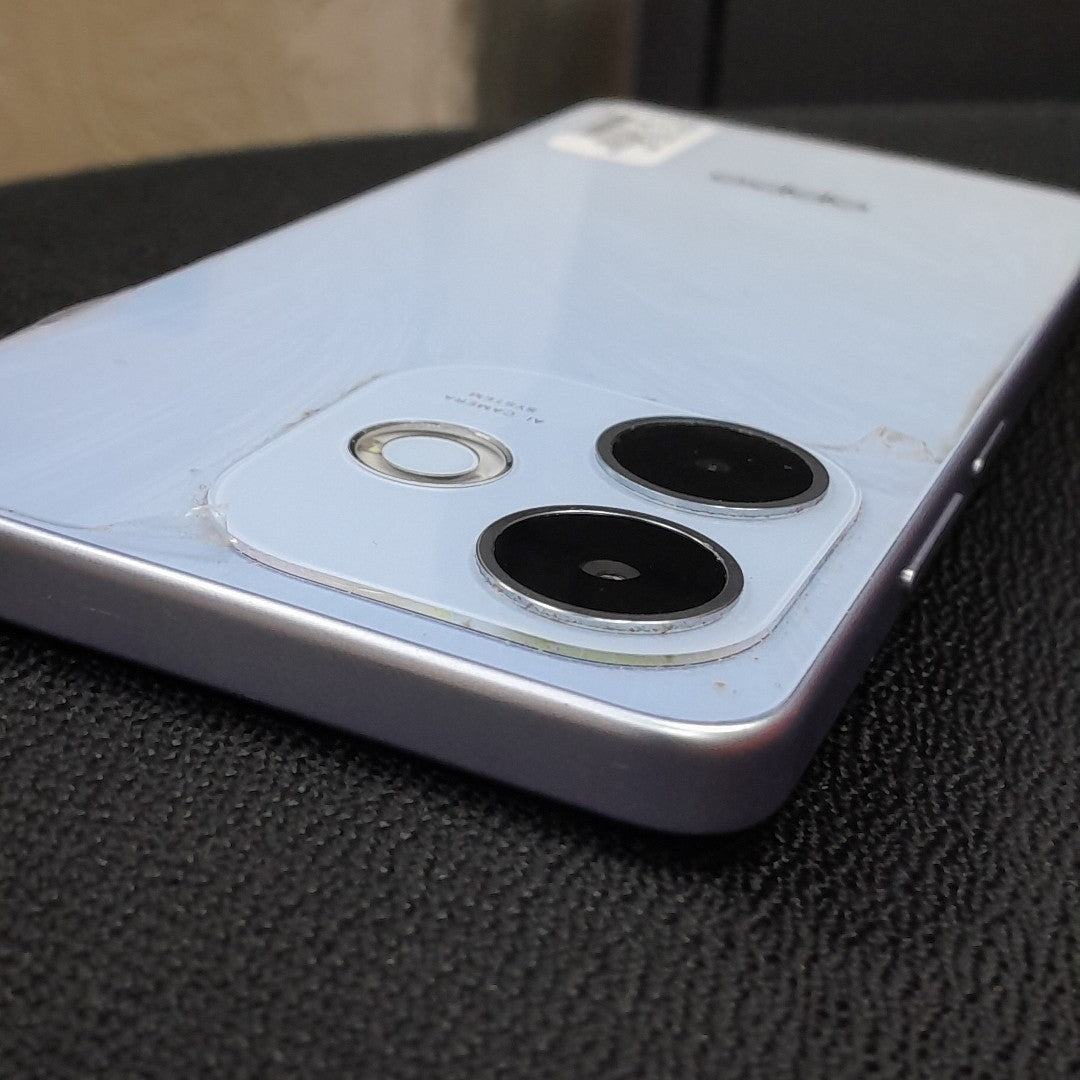 CELULAR OPPO A5 PRO CPH2711 (2025) 256 GB 8 GB RAM (SEMINUEVO)