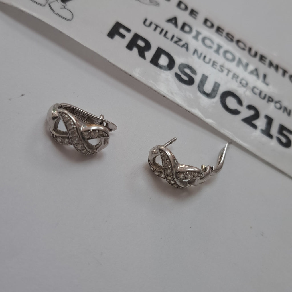ARETES PAR ORO 14 K 4.6 GRMS (SEMINUEVO)
