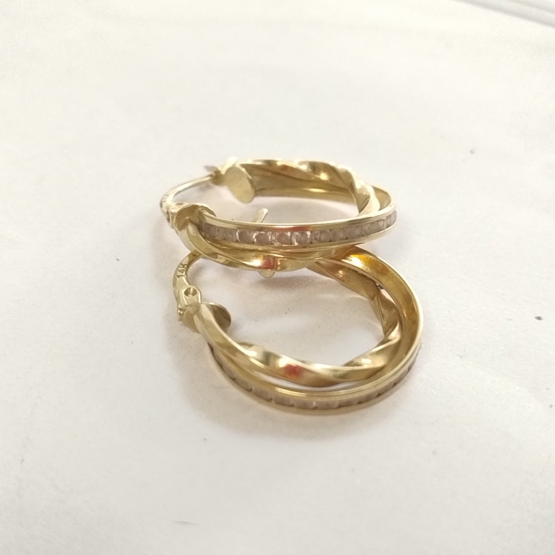 ARRACADAS PAR ORO 14 K 2.8 GRMS (SEMINUEVO)