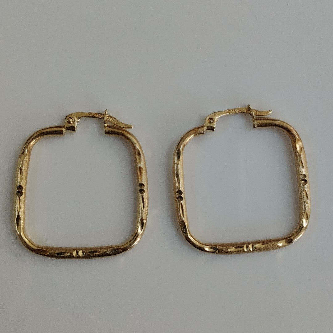 ARRACADAS PAR ORO 14 K 2.5 GRMS (SEMINUEVO)