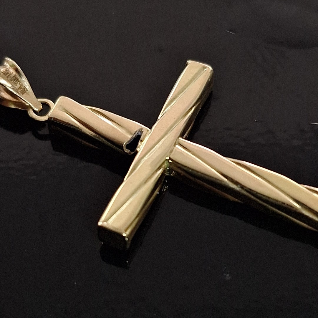 CRUZ, DIJE ORO 14 K 3.3 GRMS (SEMINUEVO)
