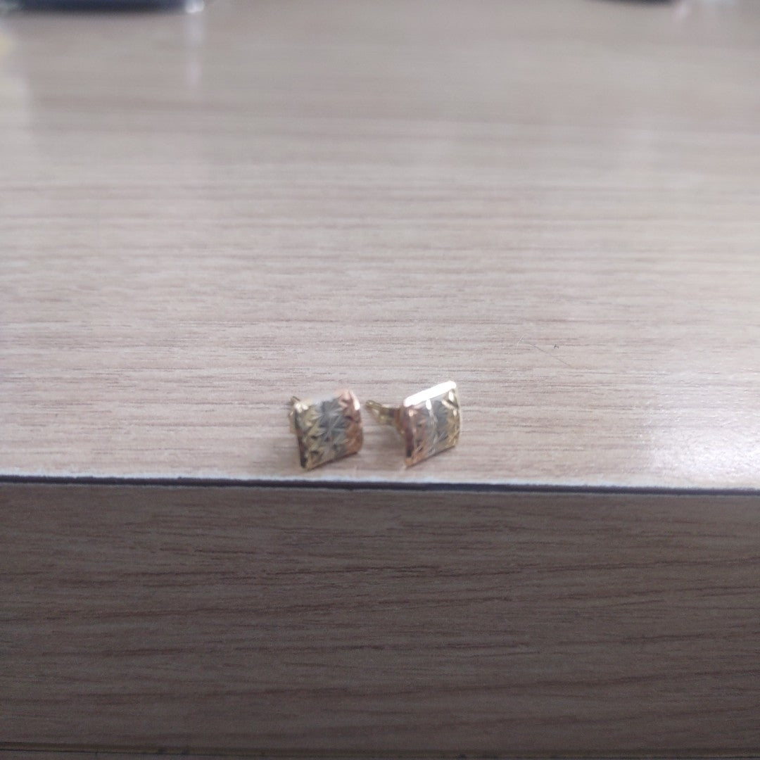 ARETES PAR ORO 10 K 1.9 GRMS (SEMINUEVO)