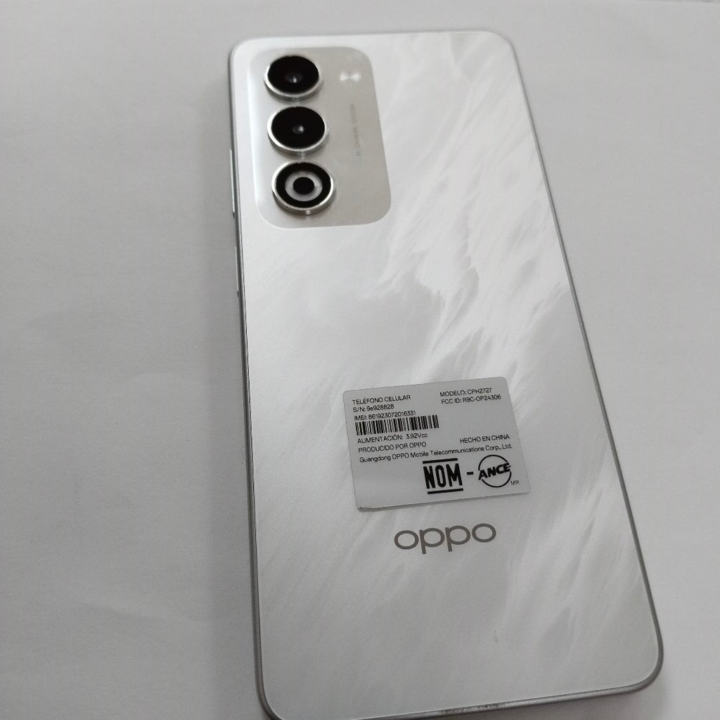 CELULAR OPPO A5 CPH2727 (2025) 256 GB 4 GB RAM (SEMINUEVO)
