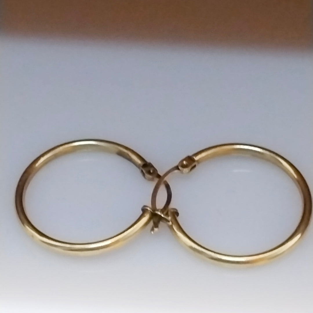 ARRACADAS PAR ORO 14 K 1.9 GRMS (SEMINUEVO)