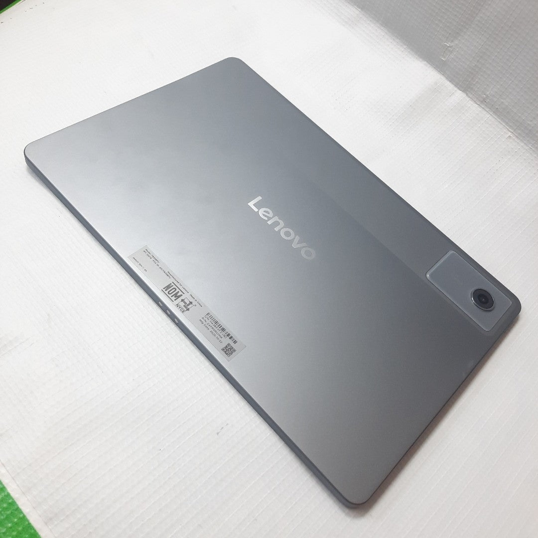 TABLETA LENOVO IDEATAB TB336FU (2025) 128 GB 4 GB RAM (SEMINUEVO)