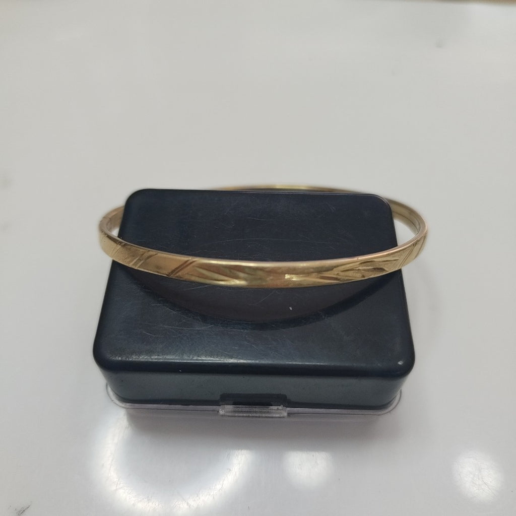PULSERA RIGIDA ORO 10 K 4.3 GRMS (SEMINUEVO)