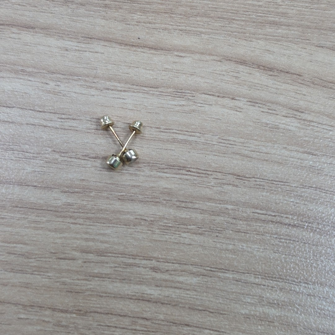 BROQUELES PAR ORO 14 K 0,30 GRMS (SEMINUEVO)