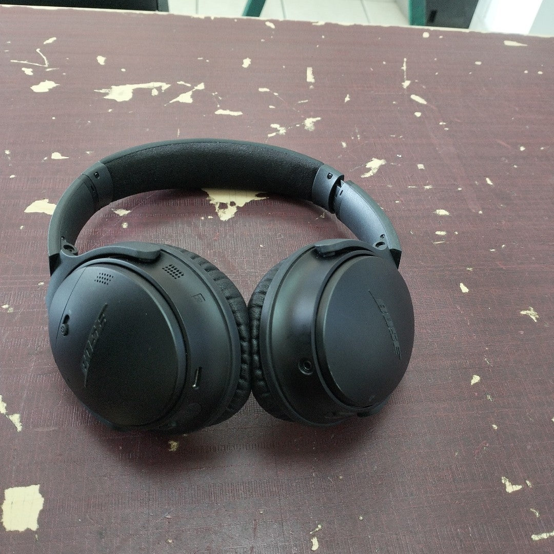 AUDIFONOS BOSE QUIETCOMFORT 35 INALAMBRICO ON EAR (SEMINUEVO)
