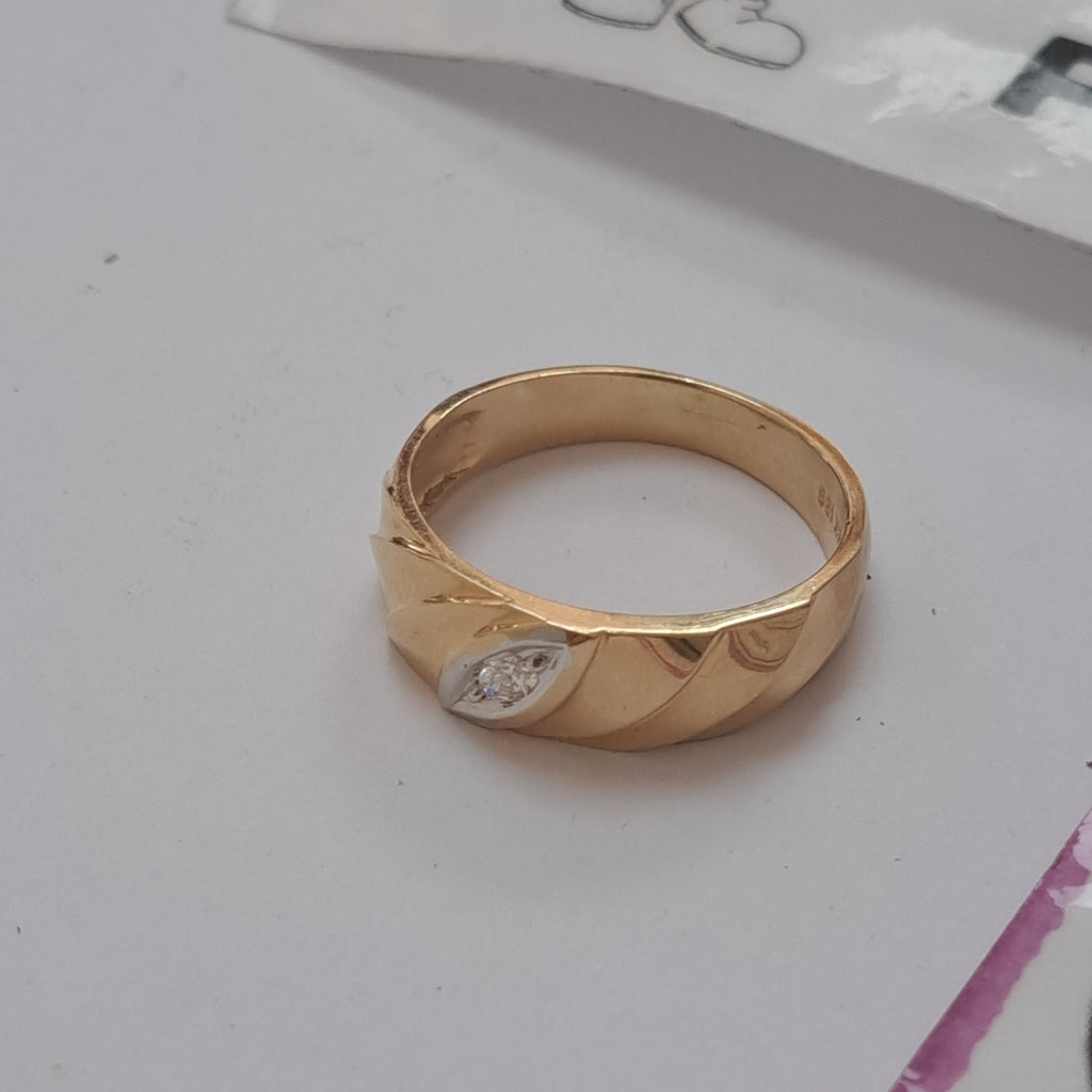 ARGOLLA ORO 14 K 5,10 GRMS (SEMINUEVO)
