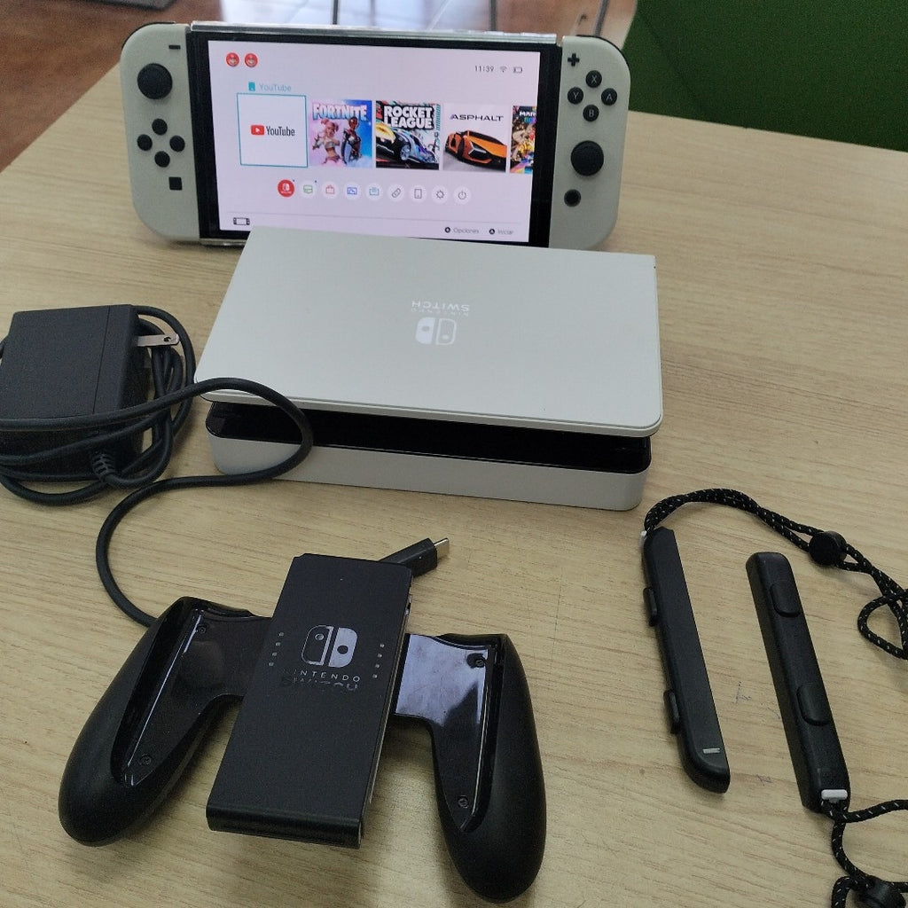CONSOLA DE VIDEOJUEGO NINTENDO SWITCH OLED 64 GB (SEMINUEVO)