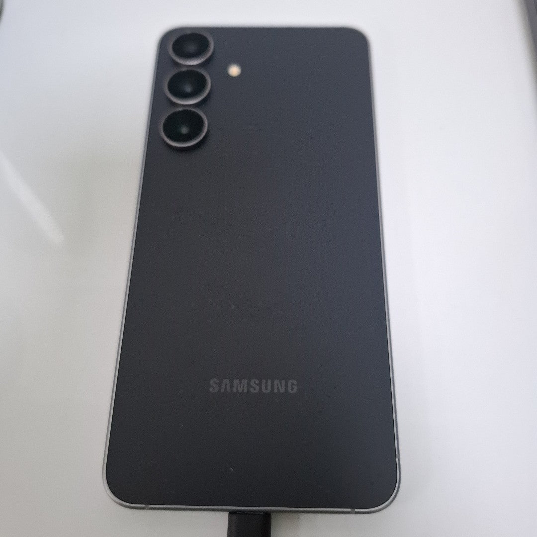 CELULAR SAMSUNG GALAXY S25 FE SM-S731B (2025) 128 GB 8 GB RAM (SEMINUEVO)