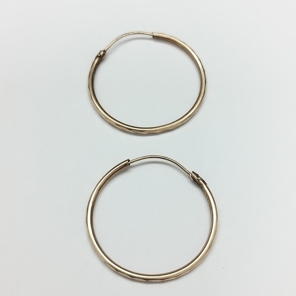 ARRACADAS PAR ORO 10 K 1.4 GRMS (SEMINUEVO)