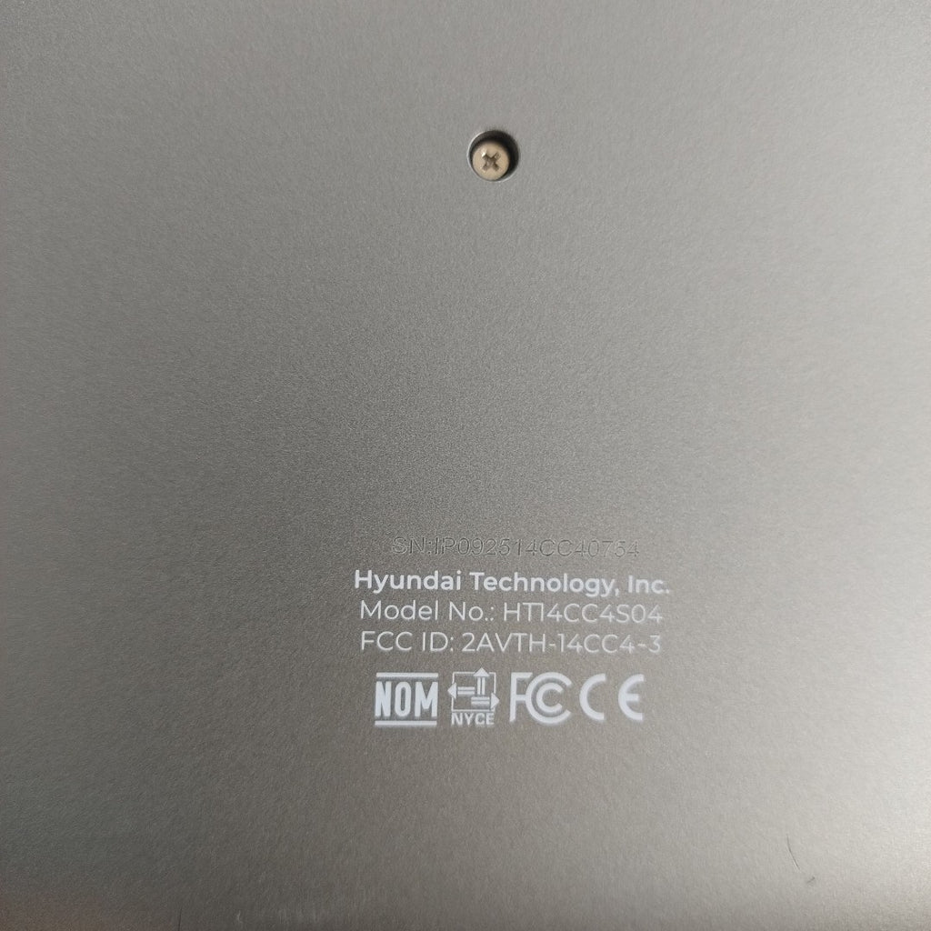 LAPTOP HYUNDAI HYBOOK HT14CC4S04 128 GB SSD 4 GB RAM (SEMINUEVO)