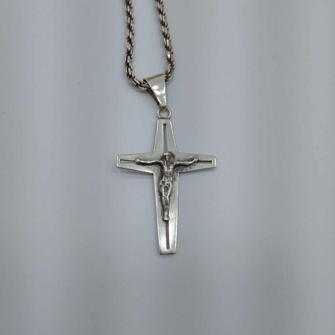 CADENA, CRUCIFIJO PLATA 38.7 GRMS (SEMINUEVO)