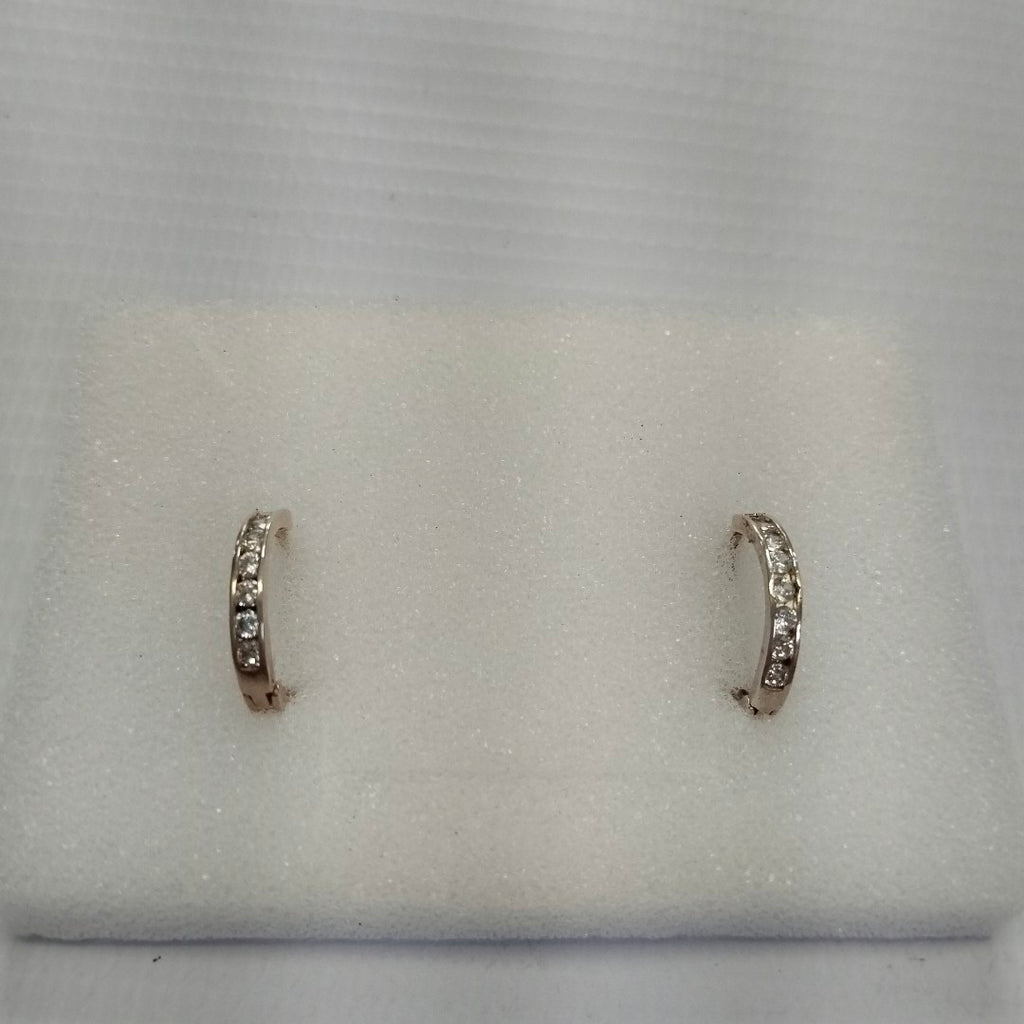 ARRACADAS C/CIRCONIAS PLATA .925 2.2 GR (NUEVO)