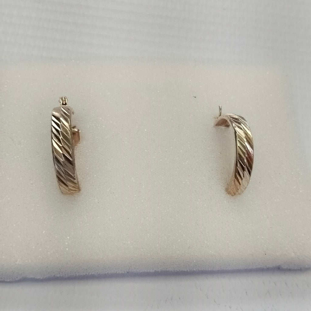 PAR ARRACADAS LABRADAS PLATA .925 2.4 GR (NUEVO)