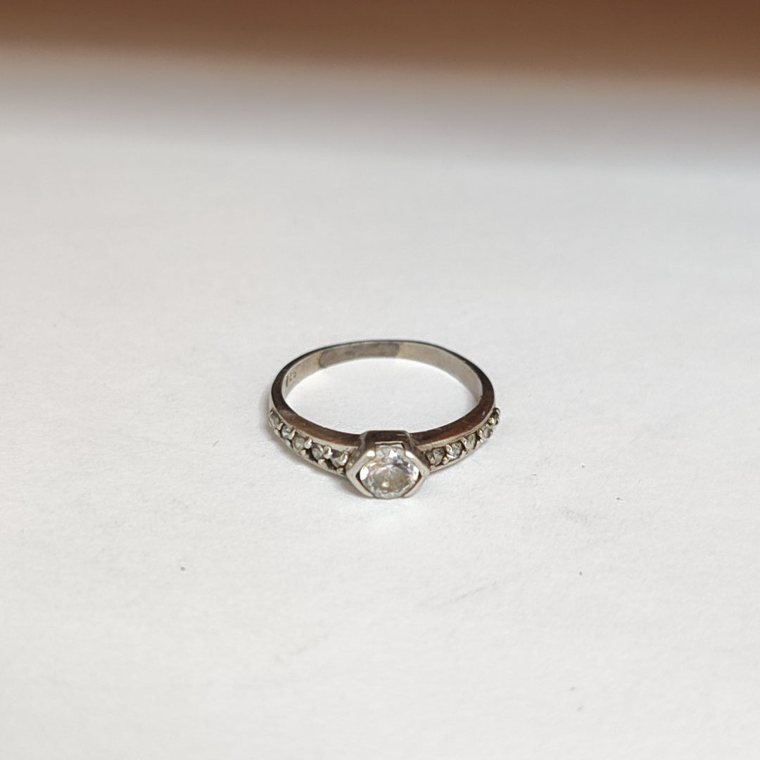 ANILLITO PLATA 1.9 GRMS (SEMINUEVO)
