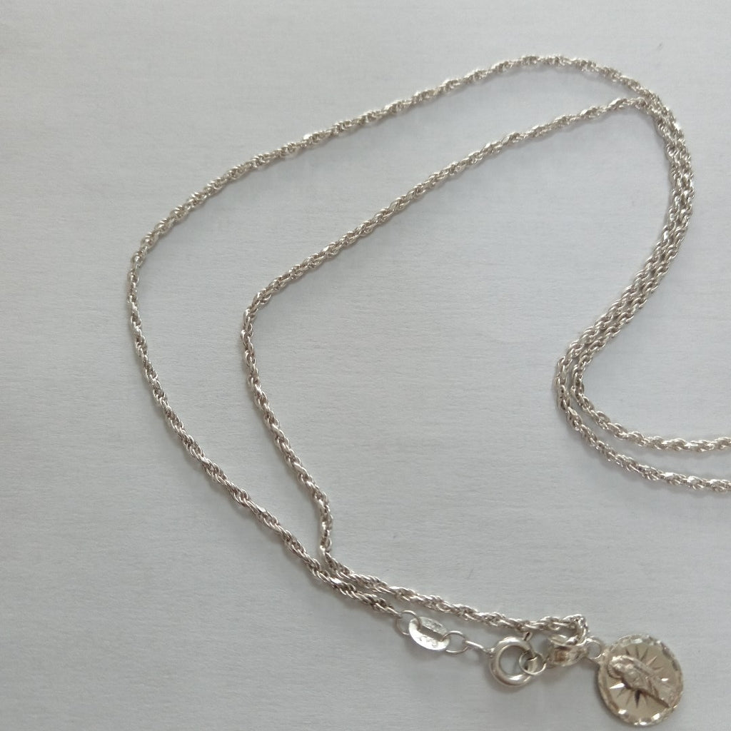 CADENA, DIJE PLATA 5.5 GRMS (SEMINUEVO)