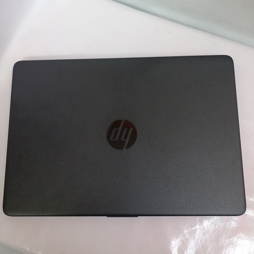LAPTOP HP 14-DQ0501LA (2022) 256 GB SSD 4 GB RAM (SEMINUEVO)