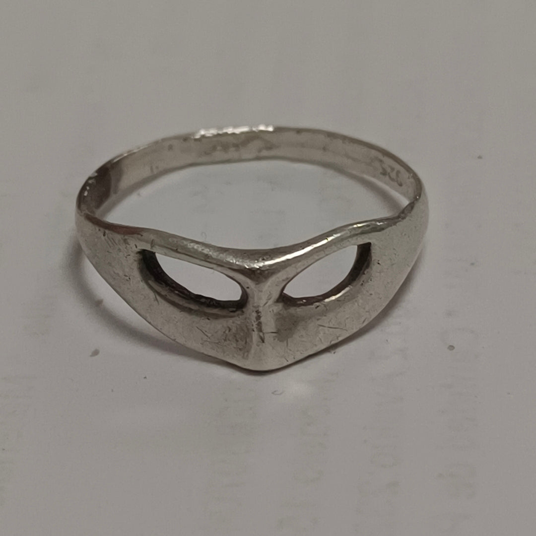 ANILLITO PLATA 1.7 GRMS (SEMINUEVO)