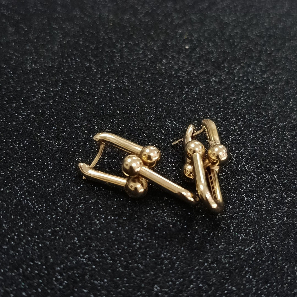 ARETES PAR ORO 14 K 9.4 GRMS (SEMINUEVO)