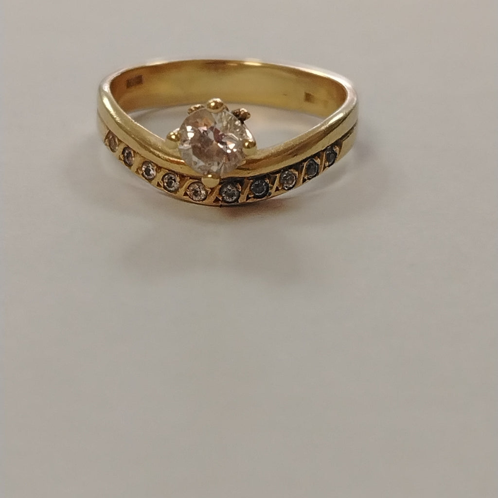 ANILLO, SOLITARIO ORO 14 K 2.8 GRMS (SEMINUEVO)