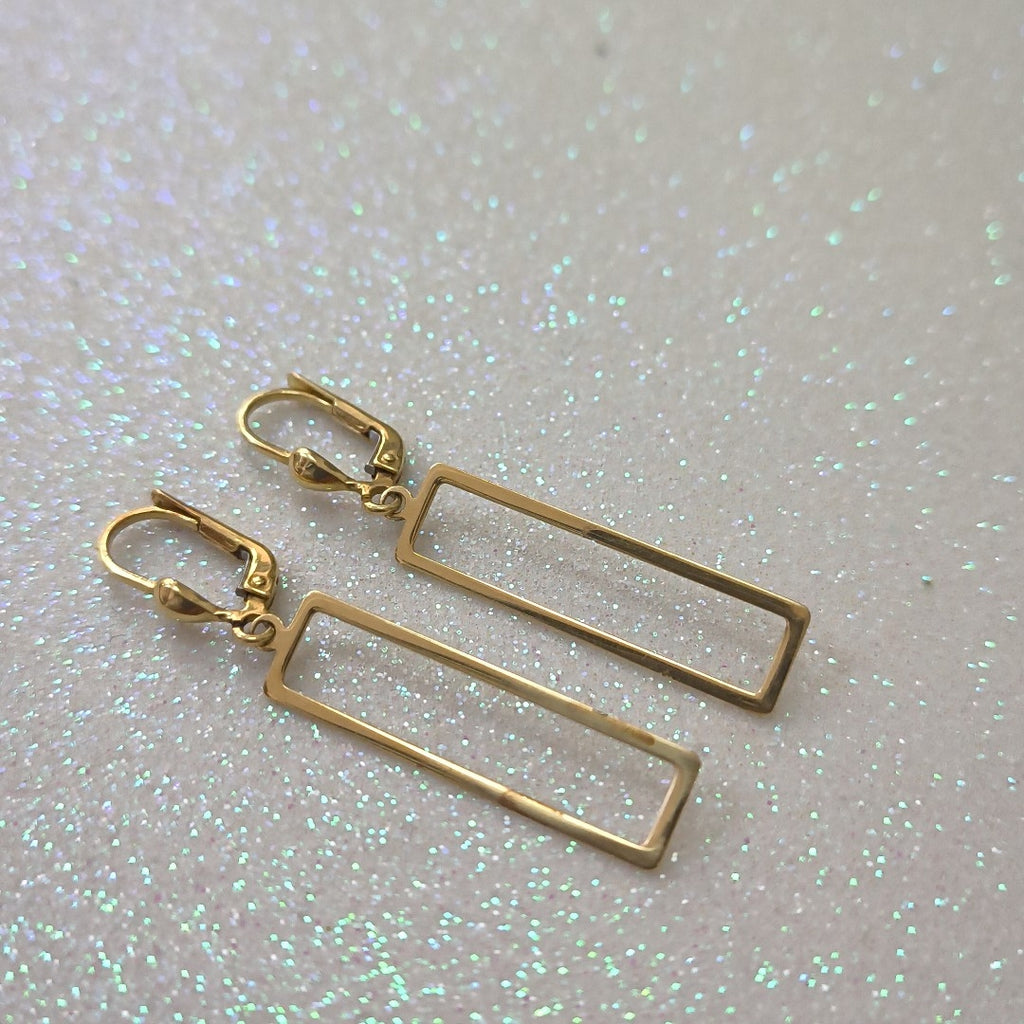 ARRACADAS PAR ORO 14 K 1.7 GRMS (SEMINUEVO)